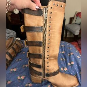 Freebird Derby size 12 excellent used condition. Worn 4-5 times.